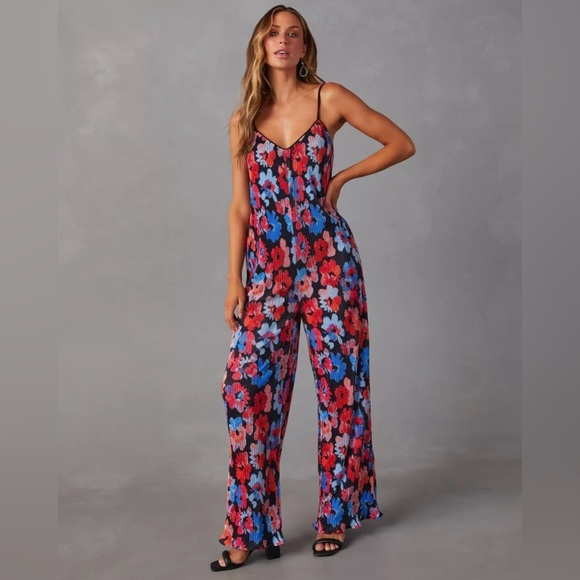 Dee Elly Floral Pleated Jumpsuit - Picture 1 of 8